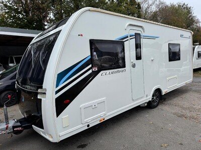 ⭐️ 2017/18 LUNAR CLUBMAN SB ⭐️ 4 BERTH TOURING CARAVAN ⭐️ FULLY SERVICED ⭐️ ⭐️ 2017/18 LUNAR CLUBMAN SB ⭐️ 4 BERTH TOURING CARAVAN ⭐️ FULLY SERVICED ⭐️