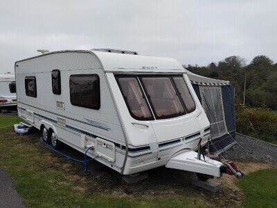 24ft SWIFT CONQUEROR 630 LUX ,TWIN AXLE(2002) 24ft SWIFT CONQUEROR 630 LUX ,TWIN AXLE(2002)