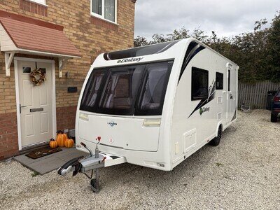 Lunar Galaxy 2017 4 Berth Touring Caravan Lunar Galaxy 2017 4 Berth Touring Caravan