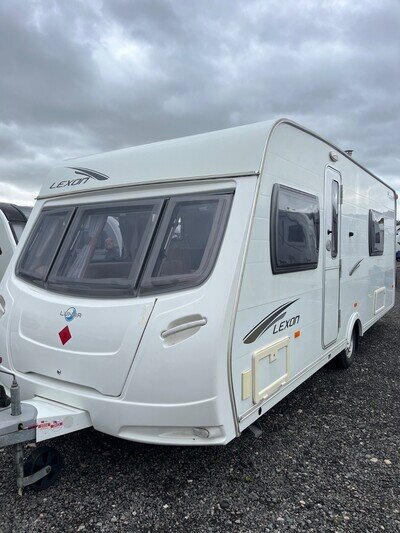 Lunar Lexon 4 berth caravan Lunar Lexon 4 berth caravan