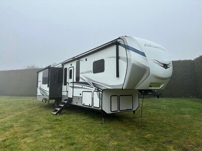 2022 Keystone Avalanche 338GK 2022 Keystone Avalanche 338GK