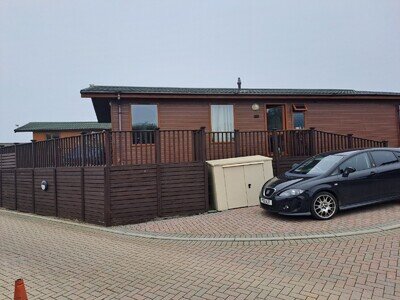 HOLIDAY HOME - STUNNING 3 BEDROOM LODGE - MULLACOTT PARK- WITH HOT TUB HOLIDAY HOME - STUNNING 3 BEDROOM LODGE - MULLACOTT PARK- WITH HOT TUB