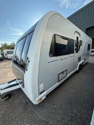 2015 BUCCANEER CARAVEL - 4 BERTH CARAVAN