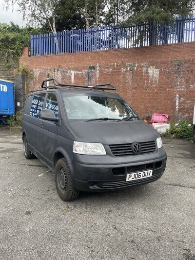 VW T5 2006 Transporter Camper VW T5 2006 Transporter Camper
