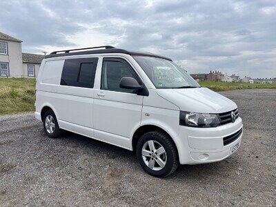2014 VW T5.1 Transporter 2.0 Tdi Trendline 4 Berth 6 Seater Pop top Camper T28 2014 VW T5.1 Transporter 2.0 Tdi Trendline 4 Berth 6 Seater Pop top Camper T28