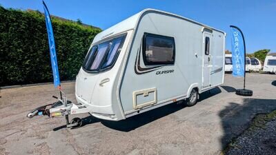 LUNAR QUASAR - 2013 2 BERTH CARAVAN WITH MOTOR MOVER LUNAR QUASAR - 2013 2 BERTH CARAVAN WITH MOTOR MOVER
