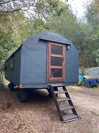 DRAW BAR LIVING WAGON SHEPHERDS HUT