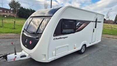 2021 Swift Challenger 480 / Solar Panel / Alarm / Controlled by phone
