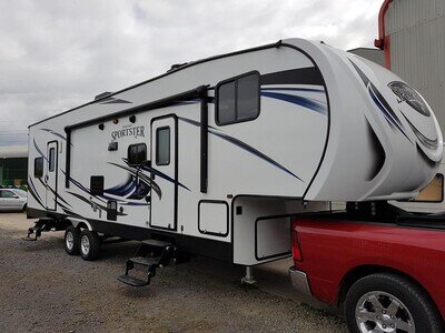 KZ Sportster American 5th wheel RV trailer