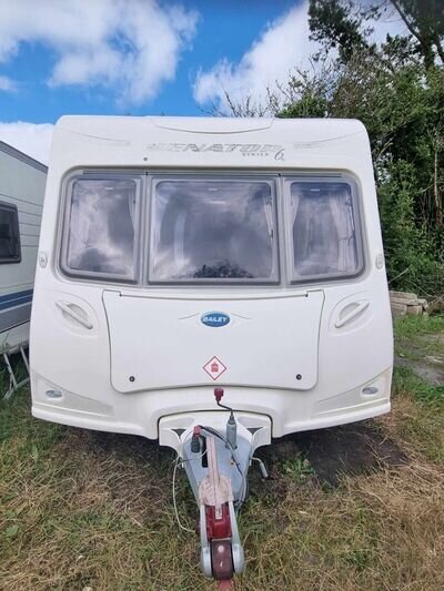 Caravan 2008 Fixed bed 4 berth AWNING Very G Condition Motor Mover, Can deliver Caravan 2008 Fixed bed 4 berth AWNING Very G Condition Motor Mover, Can deliver