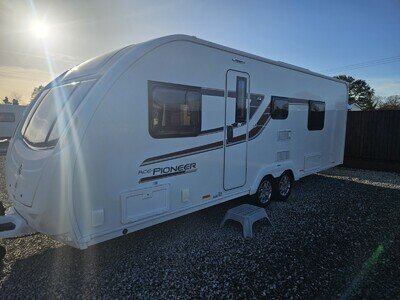 SWIFT ACE PIONEER 2017 6BERTH FIXBED WALK IN BATHROOM TWIN AXLE