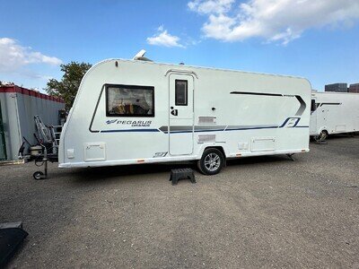 Bailey Pegasus Grande Brindisi 2020 Island Bed 8FT Wide End Washroom Awning