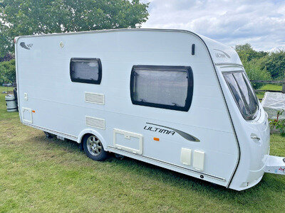 LUNAR ULTIMA 462 CARAVAN 2011 WITH 3 YEAR OLD DOMETIC CLUB AIR-PRO 330 AWNING LUNAR ULTIMA 462 CARAVAN 2011 WITH 3 YEAR OLD DOMETIC CLUB AIR-PRO 330 AWNING