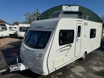 2012 Lunar Quasar 544 4 berth 2012 Lunar Quasar 544 4 berth
