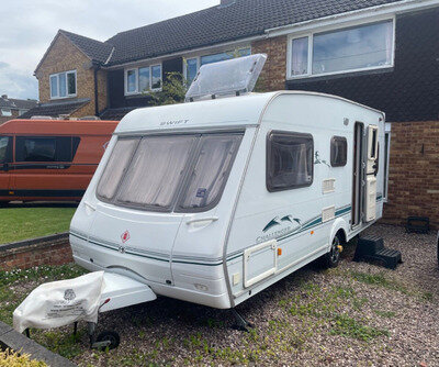 2003 Swift Challenger 490 LSE 5 Berth Caravan 2003 Swift Challenger 490 LSE 5 Berth Caravan