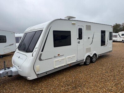 2011 Buccaneer Schooner Fixed bed end large washroom