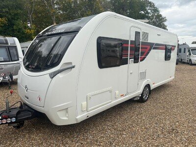 2016 Sterling Elite Fixed island bed