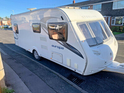 STERLING EUROPA 550 FIXED BED / END BATHOOM/CHANGING ROOM 2010 WITH MOTORMOVER
