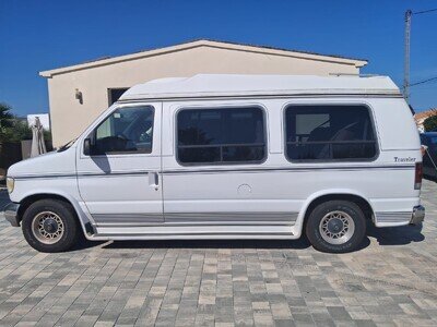ford e-150 econoline