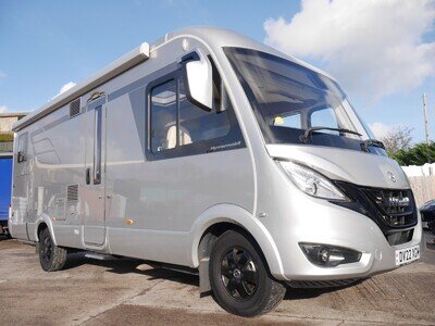 2022 Hymer BMC I680 Merc Auto 4 Berth Self Levelling Solar 5G 32" TV Motorhome