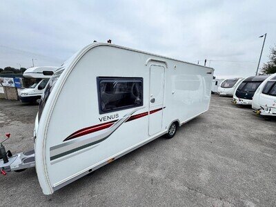 LUNAR VENUS 570/4 2017 MODEL 4 BERTH FIXED ISLAND BED TOURING CARAVAN
