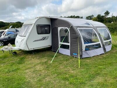 Swift Charisma 570 Single Axle 5 Berth Touring Caravan Swift Charisma 570 Single Axle 5 Berth Touring Caravan