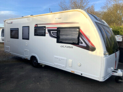 2019 LUNAR ULTIMA 590 ~ 4 BERTH REAR ISLAND BED CARAVAN+SELF ENGAGING MOVER!