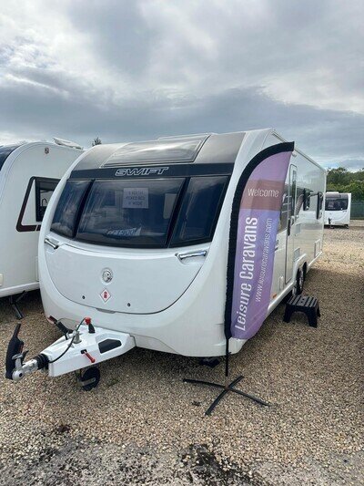 SWIFT ACE AWARD NIGHTSTAR, 2022 MODEL, 6 BERTH, 8FT WIDE, FIXED BED!!!