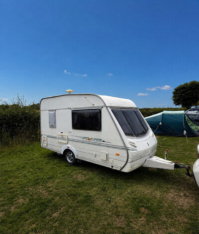 ABBEY IONA CARAVAN - 2 BERTH (RARE LIGHTWEIGHT CARAVAN)