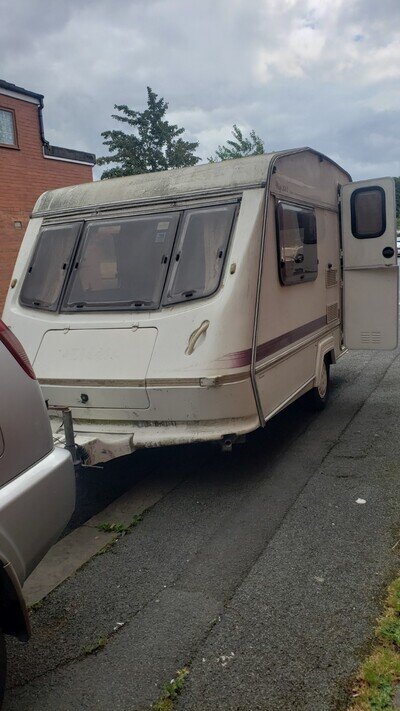 ELDDIS WISP. 2 BERTH TOURING CARAVAN WITH END KITCHEN