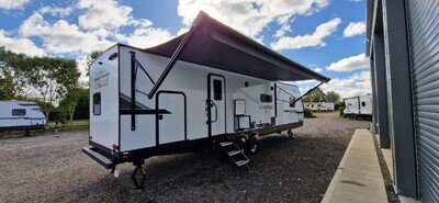 Forest River East To West Longitude 319BH American Caravan 5th Wheel