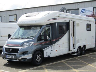 FIAT AUTOTRAIL FRONTIER COMANCHE AUTOMATIC LUXURY MOTORHOME - LOW MILEAGE