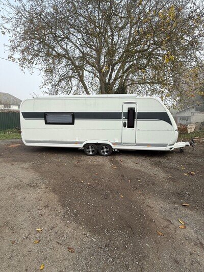 2023 HOBBY MAXIA 660 WQM 4 Berth Fixed Island bed 2023