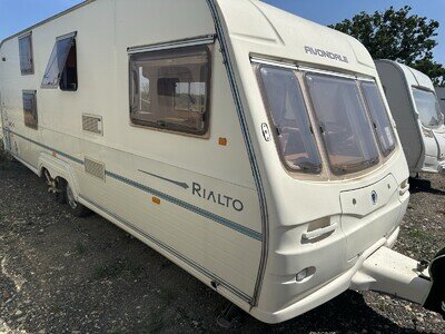 Avondale Rialto 640-6 Twin Axle 5 Berth Caravan | Motor Mover | Al-Ko Hitch