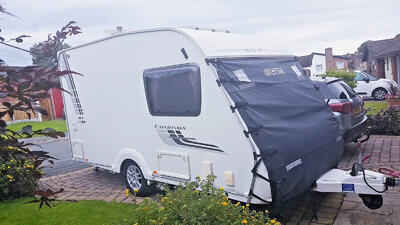 2 BERTH SWIFT CHARISMA 220 TOURING CARAVAN WITH MOVER & PORCH AWNING . 2 BERTH SWIFT CHARISMA 220 TOURING CARAVAN WITH MOVER & PORCH AWNING .