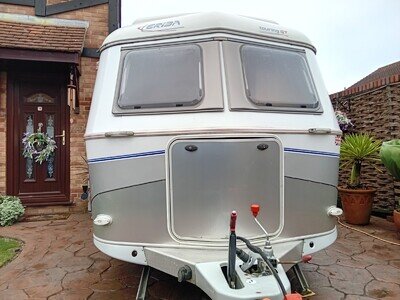 ERIBA TROLL 550 GT LIGHTWEIGHT 2/4 BERTH POP TOP MICRO CARAVAN ~ FIXED BED!