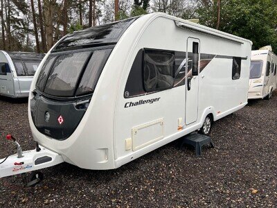 SWIFT CHALLENGER 560 - 2023 - ISLAND BED - 4 BERTH - MOVER - ONE OWNER - VGC