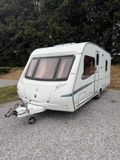 Abbey 4-Berth Caravan 2004 Fixed Bed 318