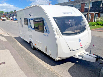 2012 SPRITE ALPINE 2 CARAVAN 2 BERTH WITH END BATHROOM / MOTORMOVER AND SOLAR
