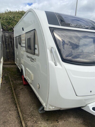 2014 Swift Coastline Esprit 2 Berth A2 Caravan End Bathroom