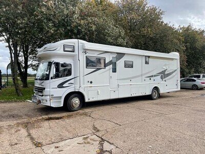 2011 Mercedes rs envoy slide out motorhome / race truck