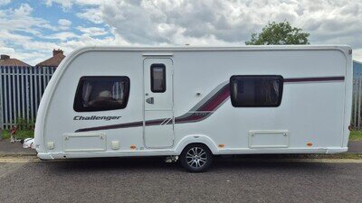 2011 SWIFT CHALLENGER 570 4 BERTH FIXED BED CARAVAN