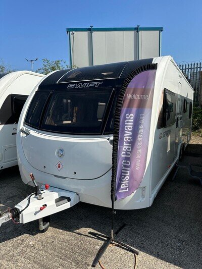 SWIFT SPRITE SUPER QUATTRO FB, 2022 MODEL, 6 BERTH, 8FT WIDE, FIXED BED!!!