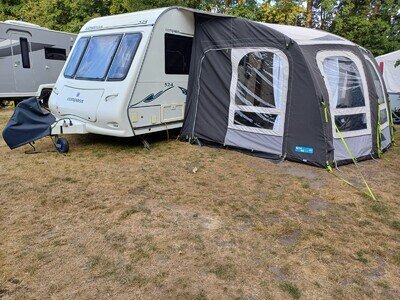 Touring Caravan Omega Compass 4 berth with Air Awning & Motor Movers