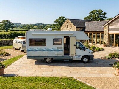 2000 Roller Team Auto-Roller 200 1.9 Diesel 5 Berth