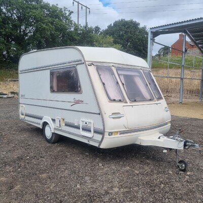 Compass Vantage 360/2 Caravan (1993) 2 Berth Lightweight Caravan