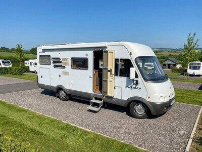 2001 Hymer B644 2.8 Diesel 4 Berth
