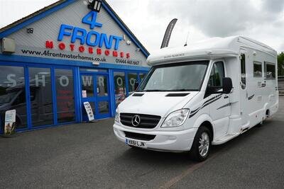 Auto-Sleepers Berkshire MERCEDES 2 BERTH 2 TRAVEL SEAT MOTORHOME