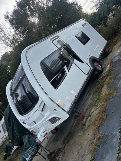 Coachman VIP 565/4 2013 luxury 4 berth caravan twin fixed beds & motor mover