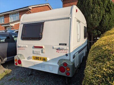 2016 Freedom Jetstream Twin Sport | Small 2 Berth Caravan with Shower
